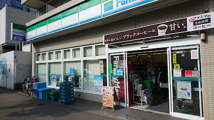 コンビニ　ファミリーマート木場二丁目店（コンビニ）まで258m