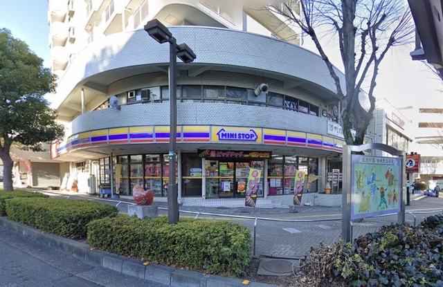 コンビニ　ミニストップ入間市駅前店（コンビニ）まで83m