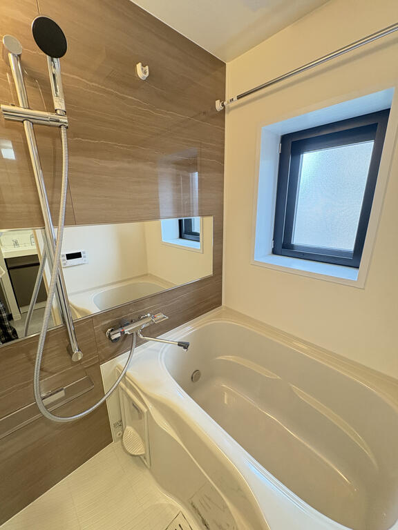 バス・シャワールーム　※同建築物別部屋(同仕様)