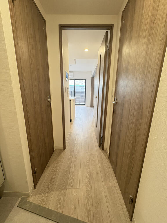 玄関　※同建築物別部屋(同仕様)