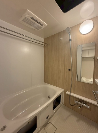 バス・シャワールーム　清潔な浴室！