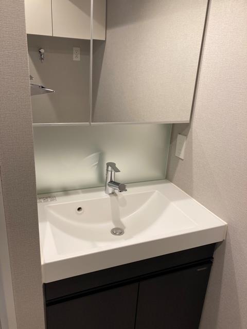 洗面設備　※写真は同タイプ住戸です。