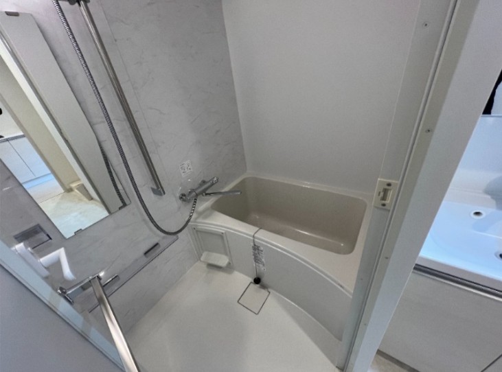 バス・シャワールーム　風呂