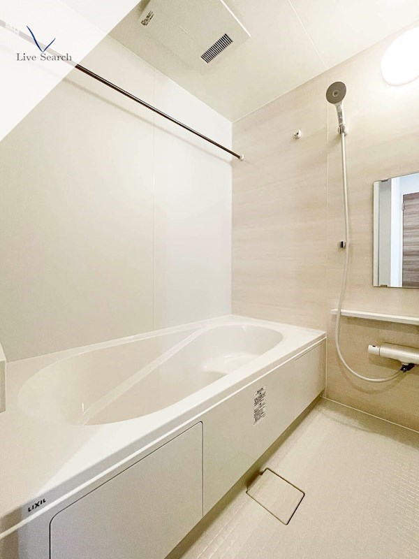 バス・シャワールーム　写真は同型タイプ