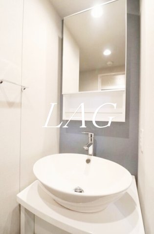 洗面設備　独立洗面台です。