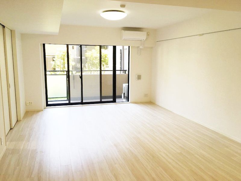 居室・リビング　※全て別号室のお写真。内装等参考にしてください。