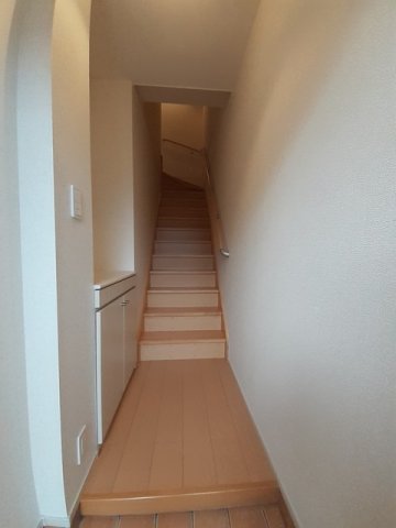 玄関　収納もある玄関です