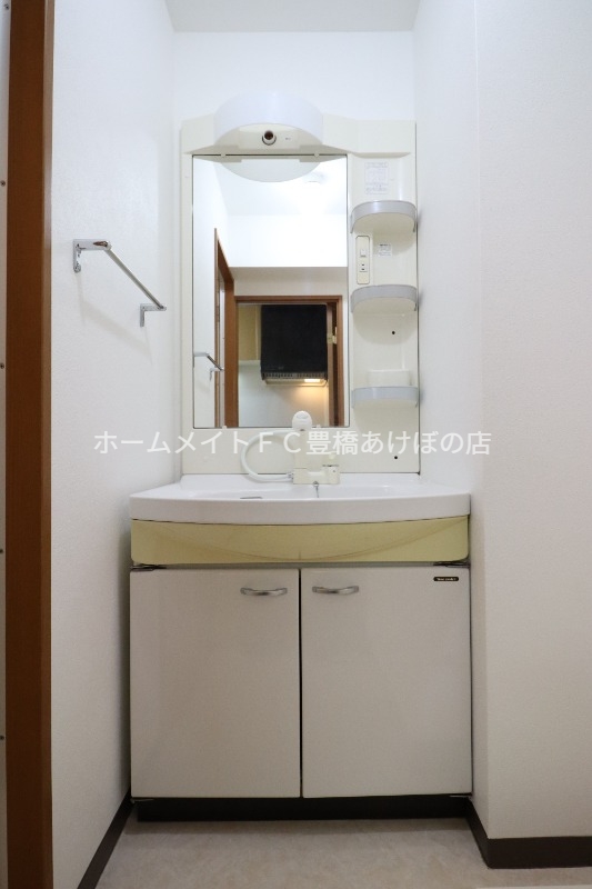 洗面設備　同型別部屋写真