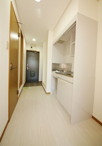 ロビー　別部屋同間取りのお写真となります。参考にご覧くださいませ。