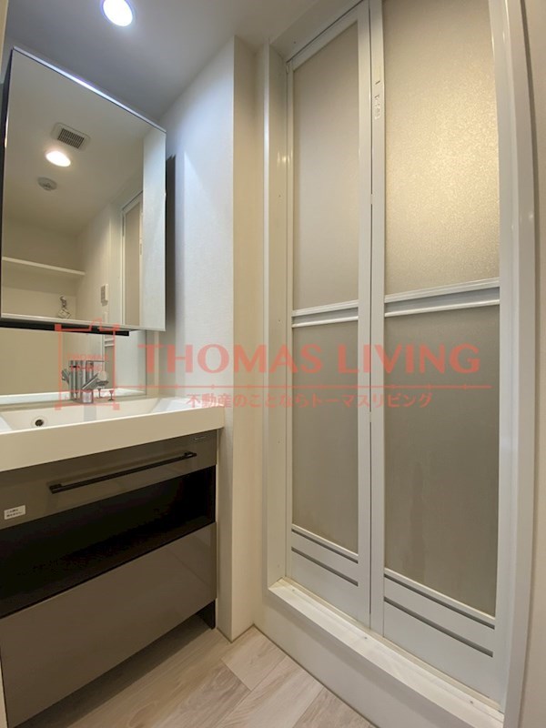 洗面設備　※別部屋参考写真。現状優先です。