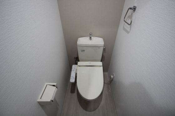 トイレ　※別部屋の写真です