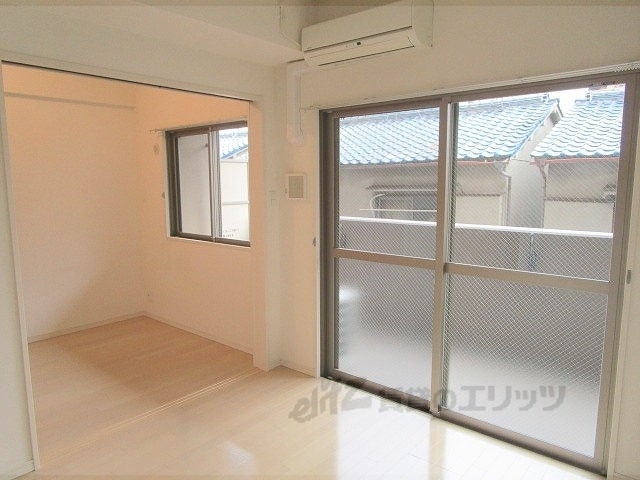 居室・リビング　居室