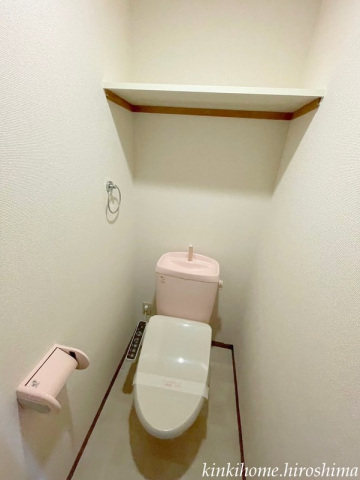 トイレ　写真は参考写真です。現況を優先してください。