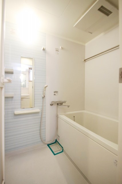 バス・シャワールーム　同物件別室です。