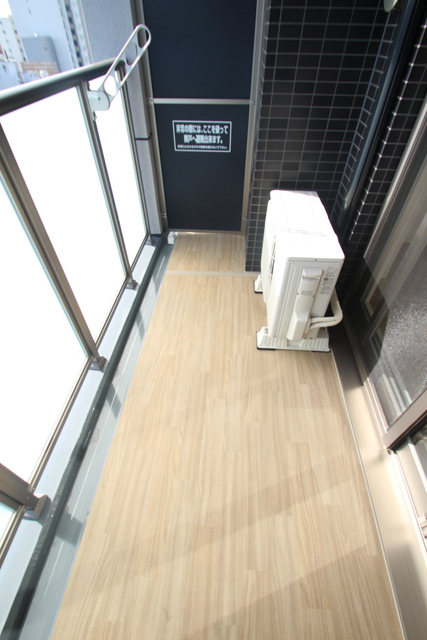 バルコニー　※別室の参考写真です。