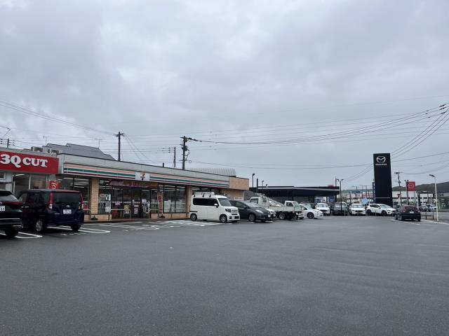 コンビニ　セブン－イレブン福岡春日原駅前店（コンビニ）まで206m