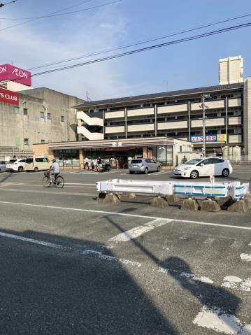 コンビニ　セブン－イレブン春日原駅東店（コンビニ）まで353m