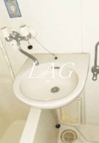 洗面設備　洗面台です。