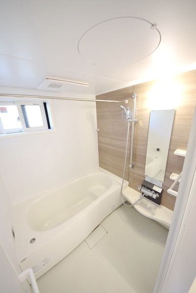 バス・シャワールーム　★自慢の一坪追い焚きバス★