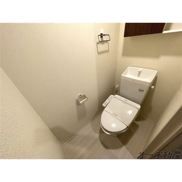 トイレ　トイレ