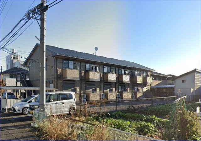 建物外観　南向きで日当たり良好　インターネット無料