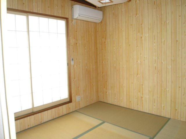 サンシャイン大沢野の居間写真