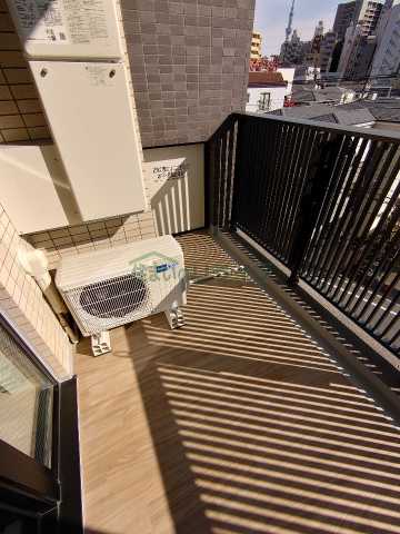 バルコニー　シーズンフラッツ日暮里EAST