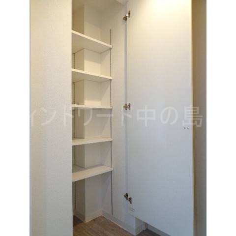 玄関　詳細は、ウィンドワード中の島店までご相談下さい。