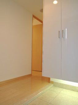 玄関　参考写真