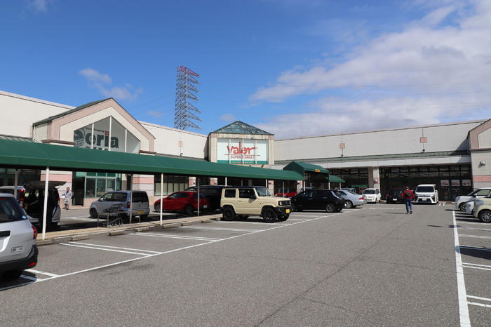 スーパー　バローゆいの里店（スーパー）まで620m