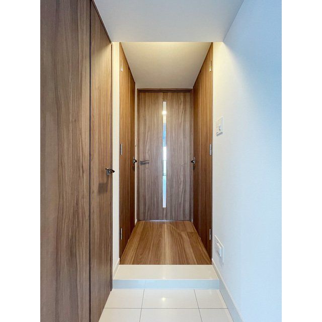 玄関　物件画像