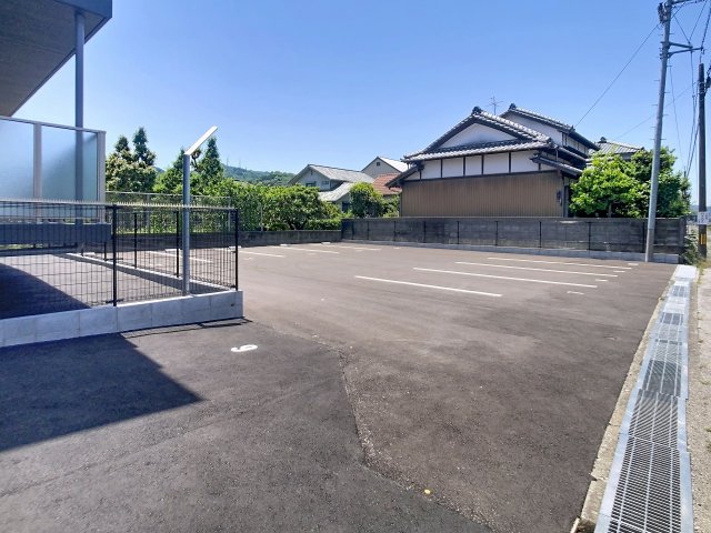 駐車場　2026年5月撮影※現況が相違する場合は現況を優先致します。