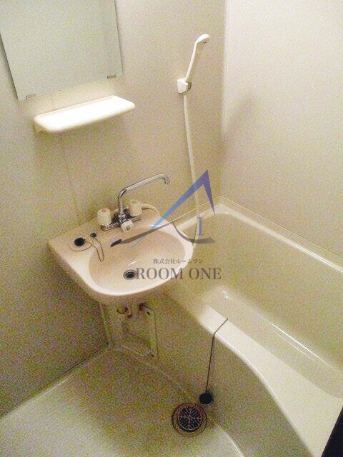 バス・シャワールーム　お風呂です。