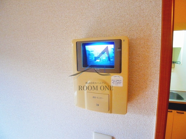 セキュリティ　モニター付きインターホンです。