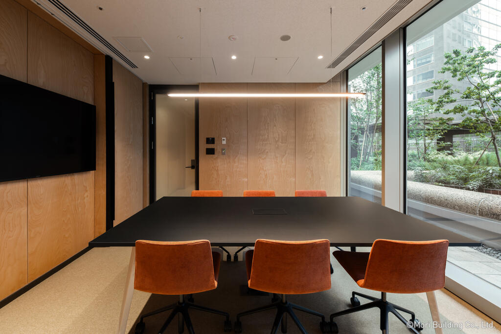 小学校　港区立麻布小学校（小学校）まで583m