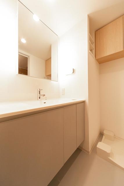 トイレ　※写真は同タイプ住戸です。