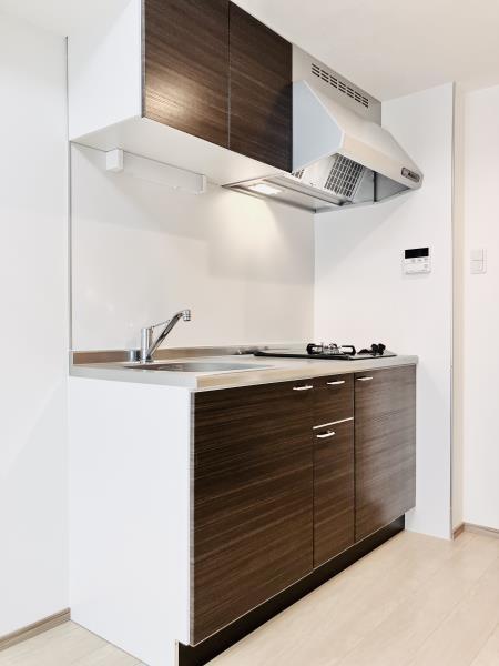 キッチン　コンパクトなキッチンで掃除もラクラク