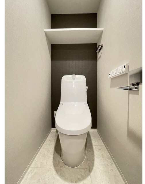 トイレ　落ち着いた色調のトイレです♪