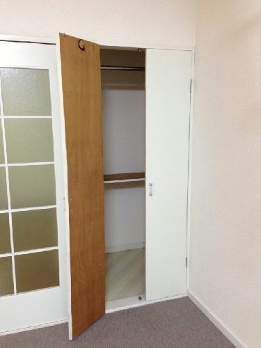 収納　棚付クローゼット