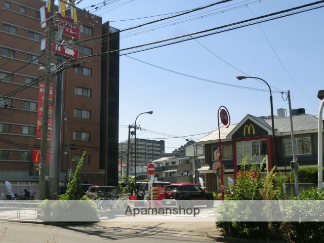 飲食店　マクドナルド豊新店（飲食店）まで536m