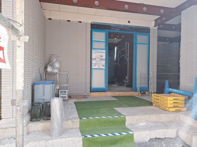 エントランス　★駅又は現地待ち合わせでご案内が可能です★