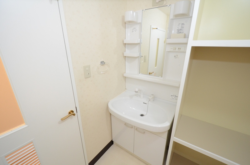 洗面設備　独立洗面化粧台付き☆