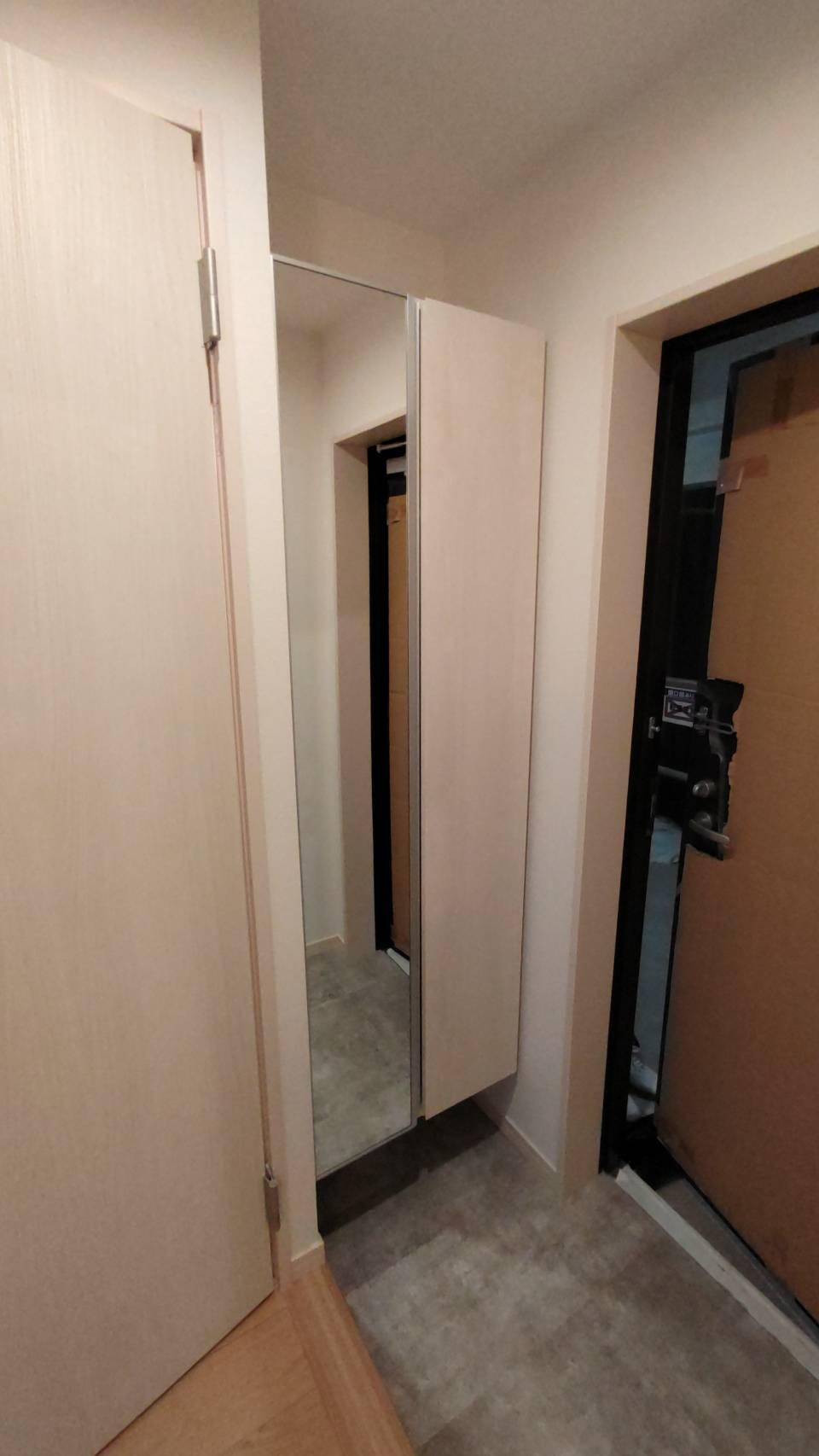 玄関　※間取りにより異なる場合がございます。