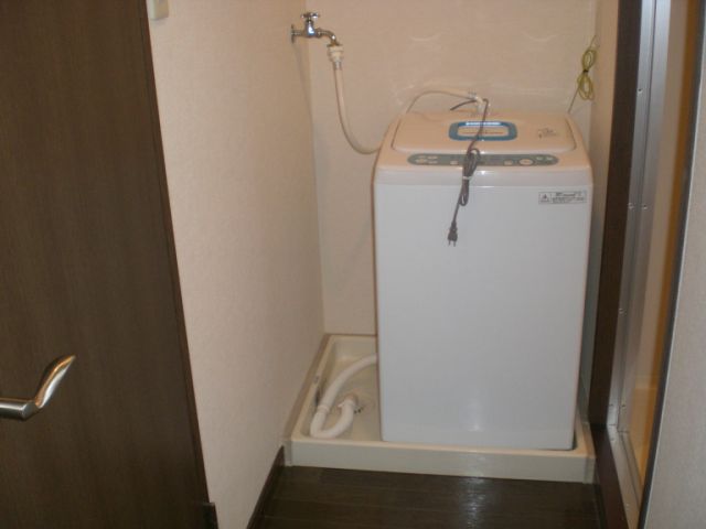 その他部屋・スペース　全自動洗濯機付いてます