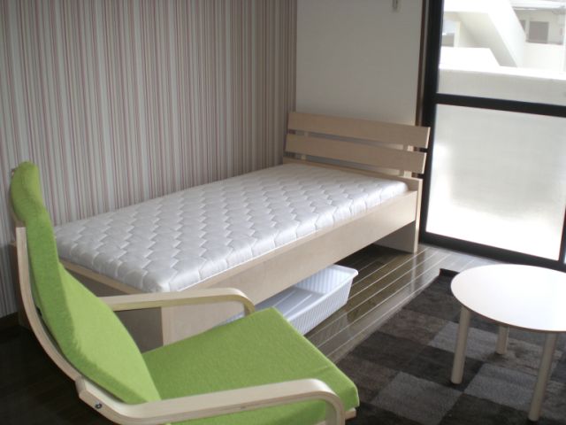 居室・リビング　家具家電付きのお部屋です