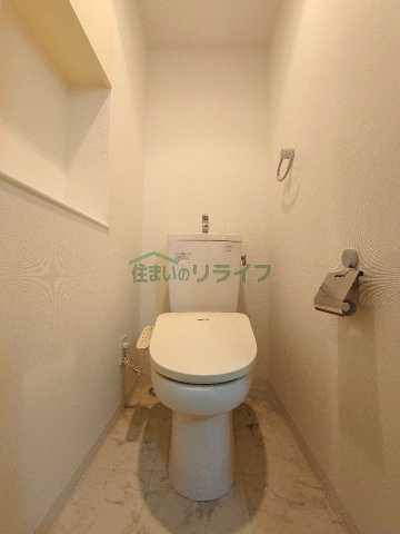 トイレ　別部屋の参考写真です。