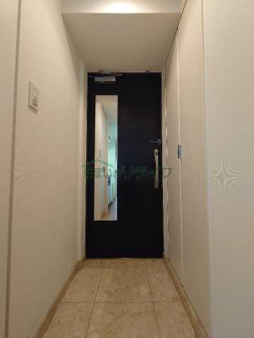 玄関　別部屋の参考写真です。