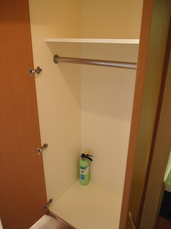 収納　クローゼット