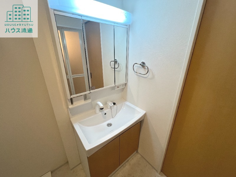 洗面設備　※同タイプ別号室のお写真です
