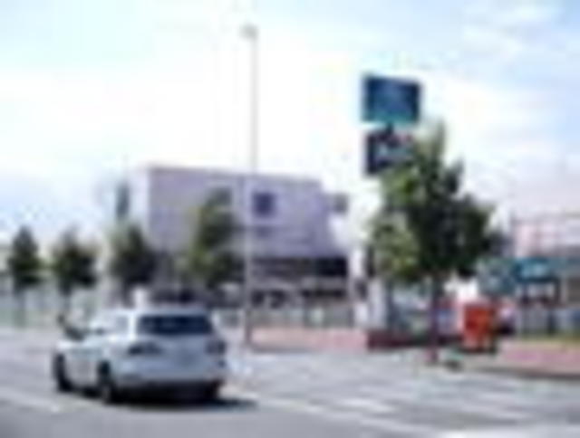 銀行　ゆうちょ銀行熊本支店サニー茶山店内出張所（銀行）まで745m